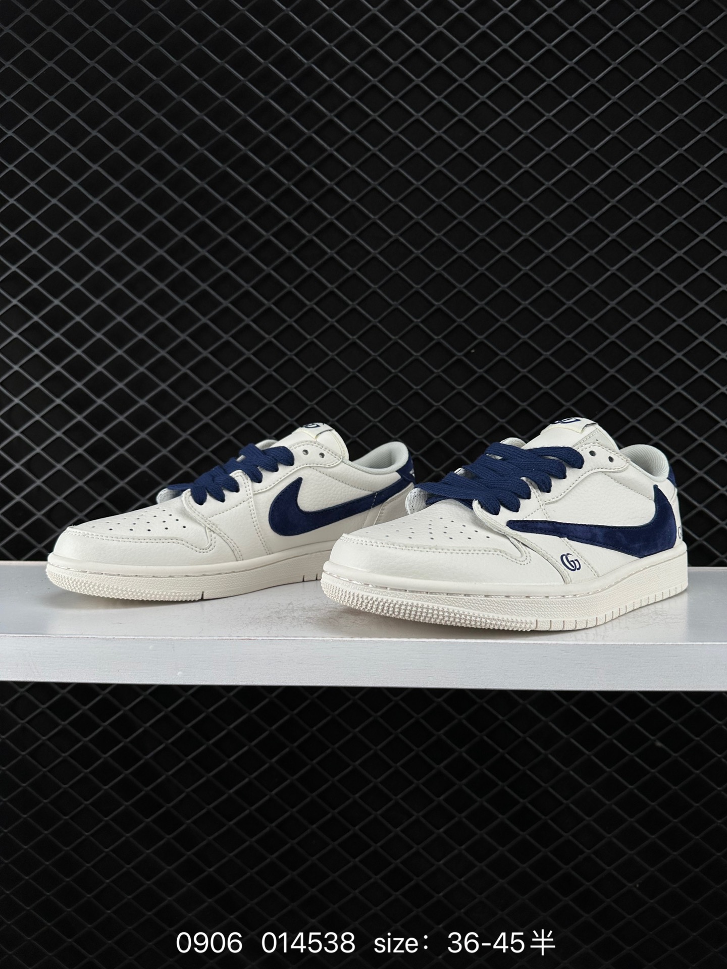 Travis Scott x Air Jordan 1 ” Reverse Mocha “